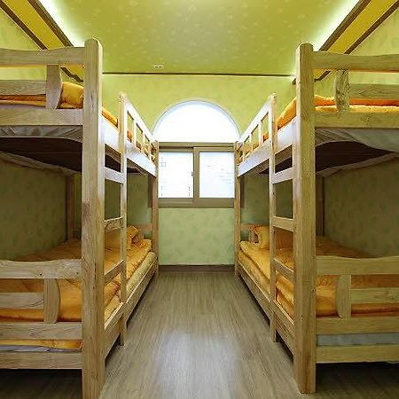 Gyeongju Friend Guesthouse Номер фото